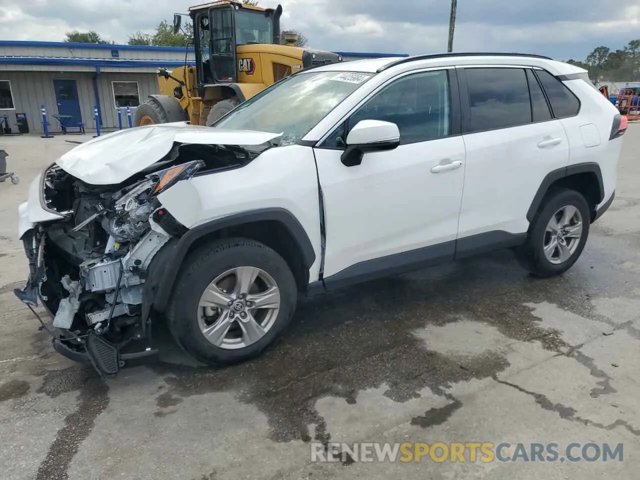 1 Photograph of a damaged car 2T3W1RFVXPC223118 TOYOTA RAV4 2023