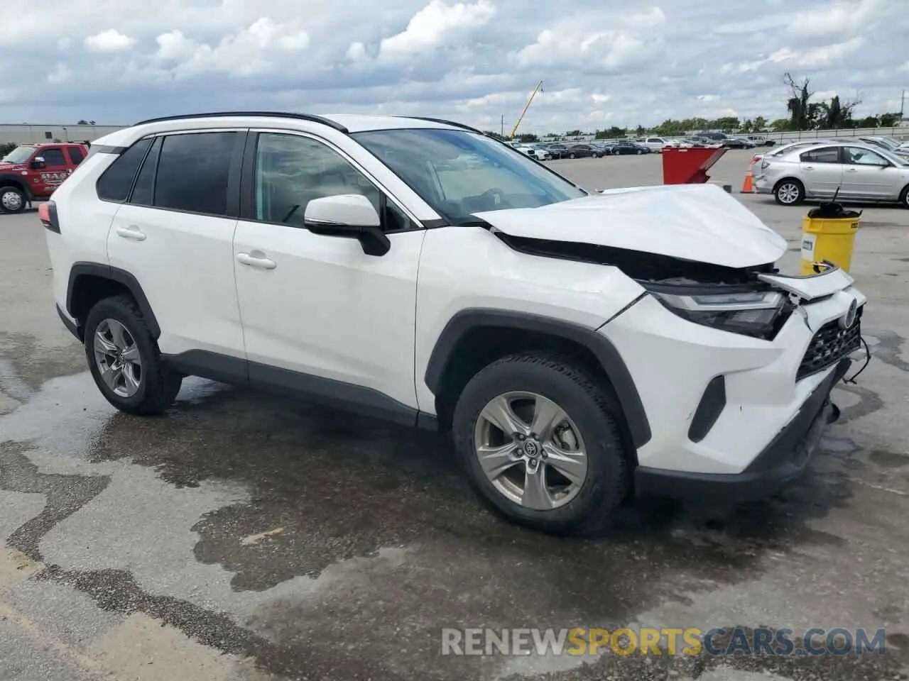 4 Photograph of a damaged car 2T3W1RFVXPC223118 TOYOTA RAV4 2023