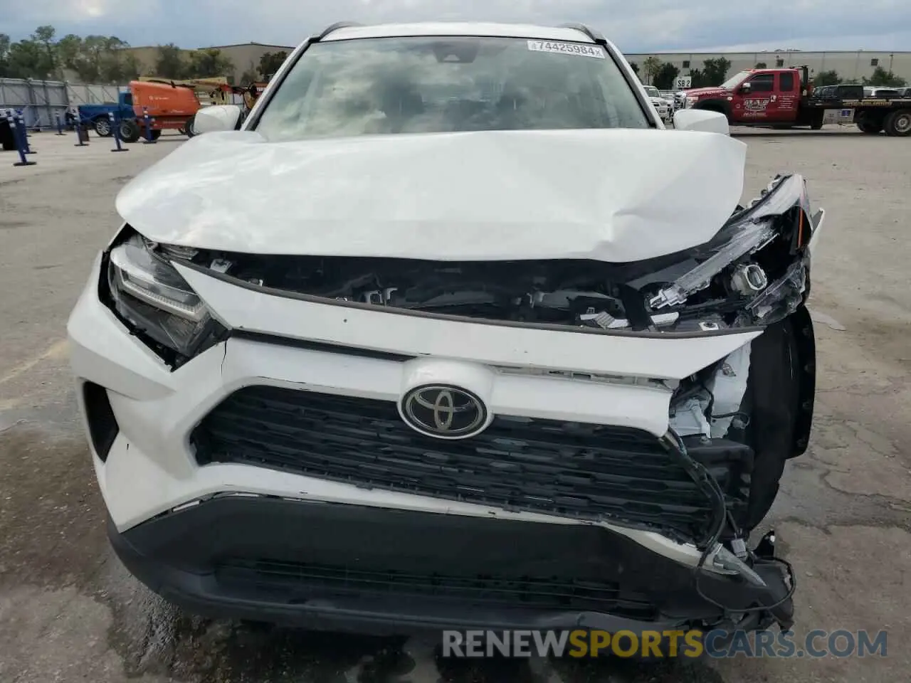 5 Photograph of a damaged car 2T3W1RFVXPC223118 TOYOTA RAV4 2023