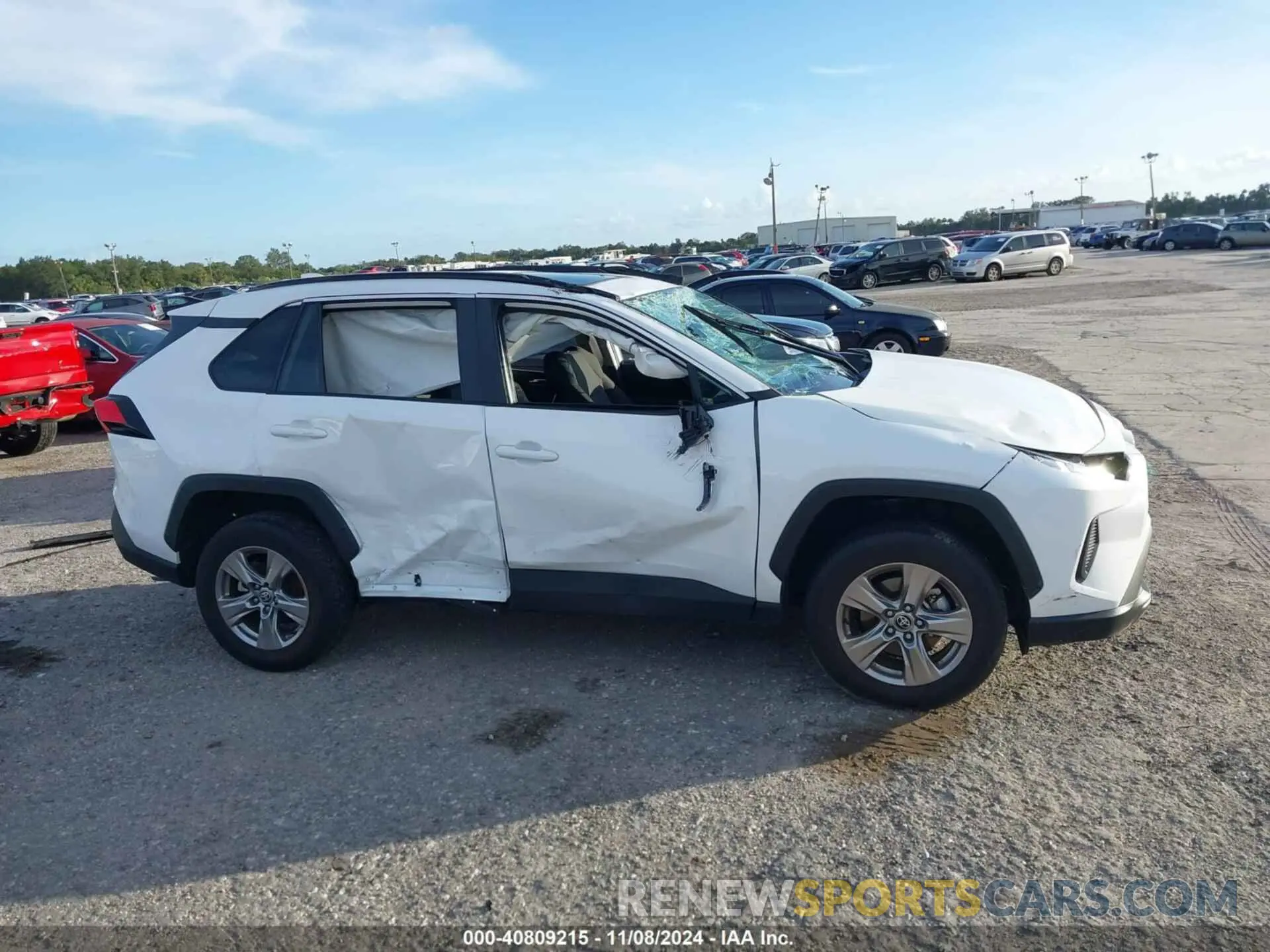 12 Photograph of a damaged car 2T3W1RFVXPC229565 TOYOTA RAV4 2023