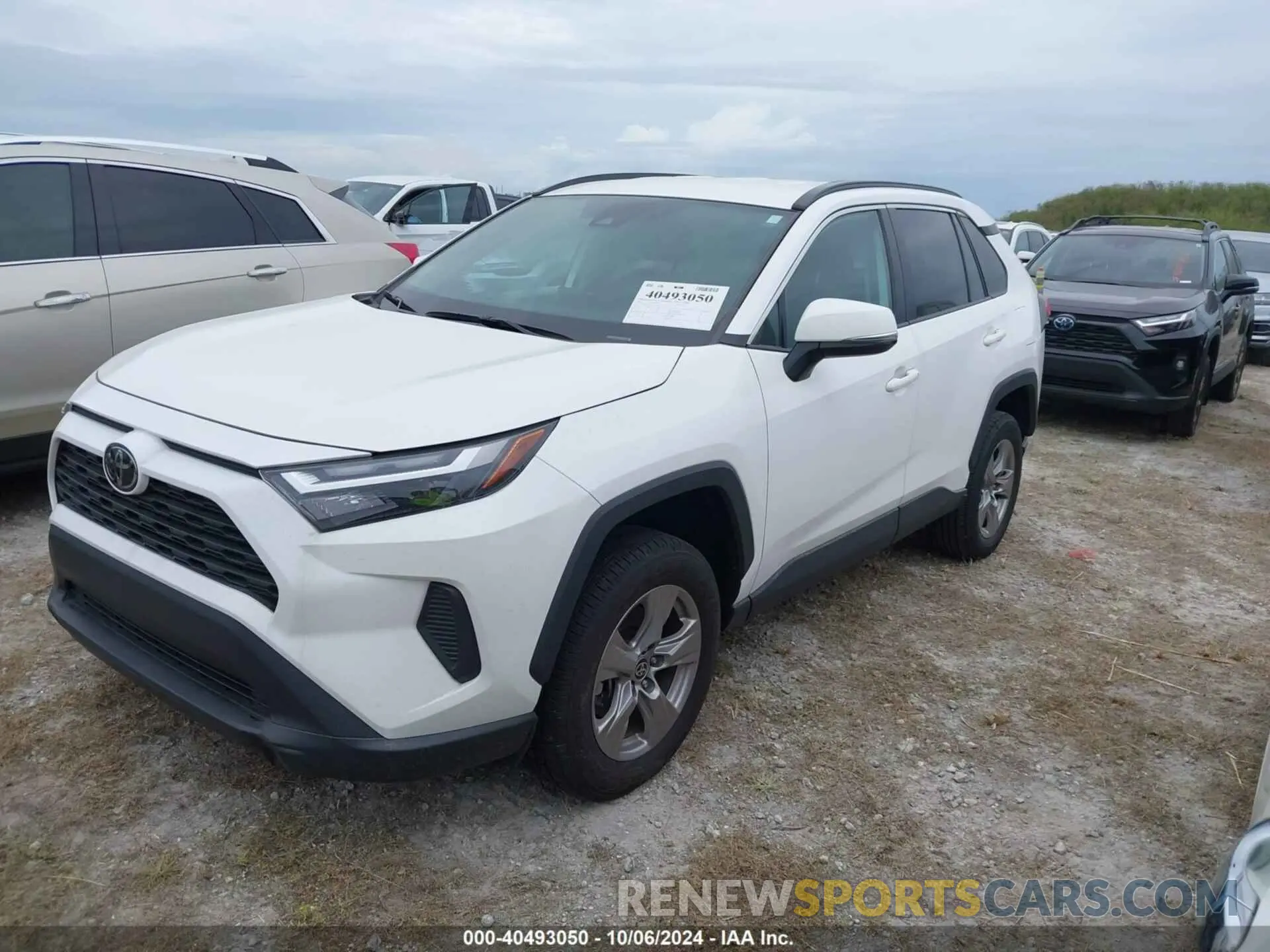 2 Photograph of a damaged car 2T3W1RFVXPC232546 TOYOTA RAV4 2023