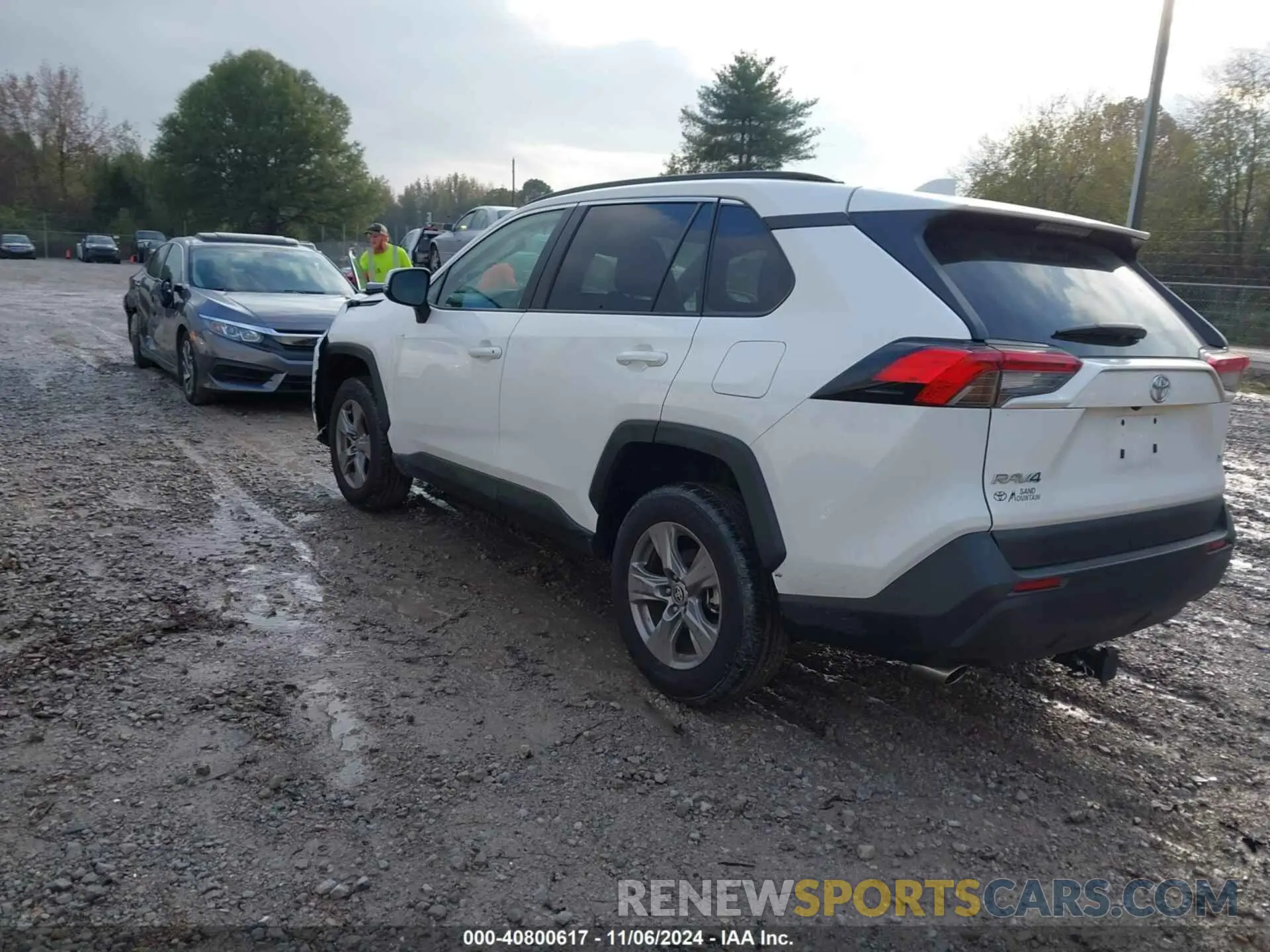 3 Photograph of a damaged car 2T3W1RFVXPC247144 TOYOTA RAV4 2023