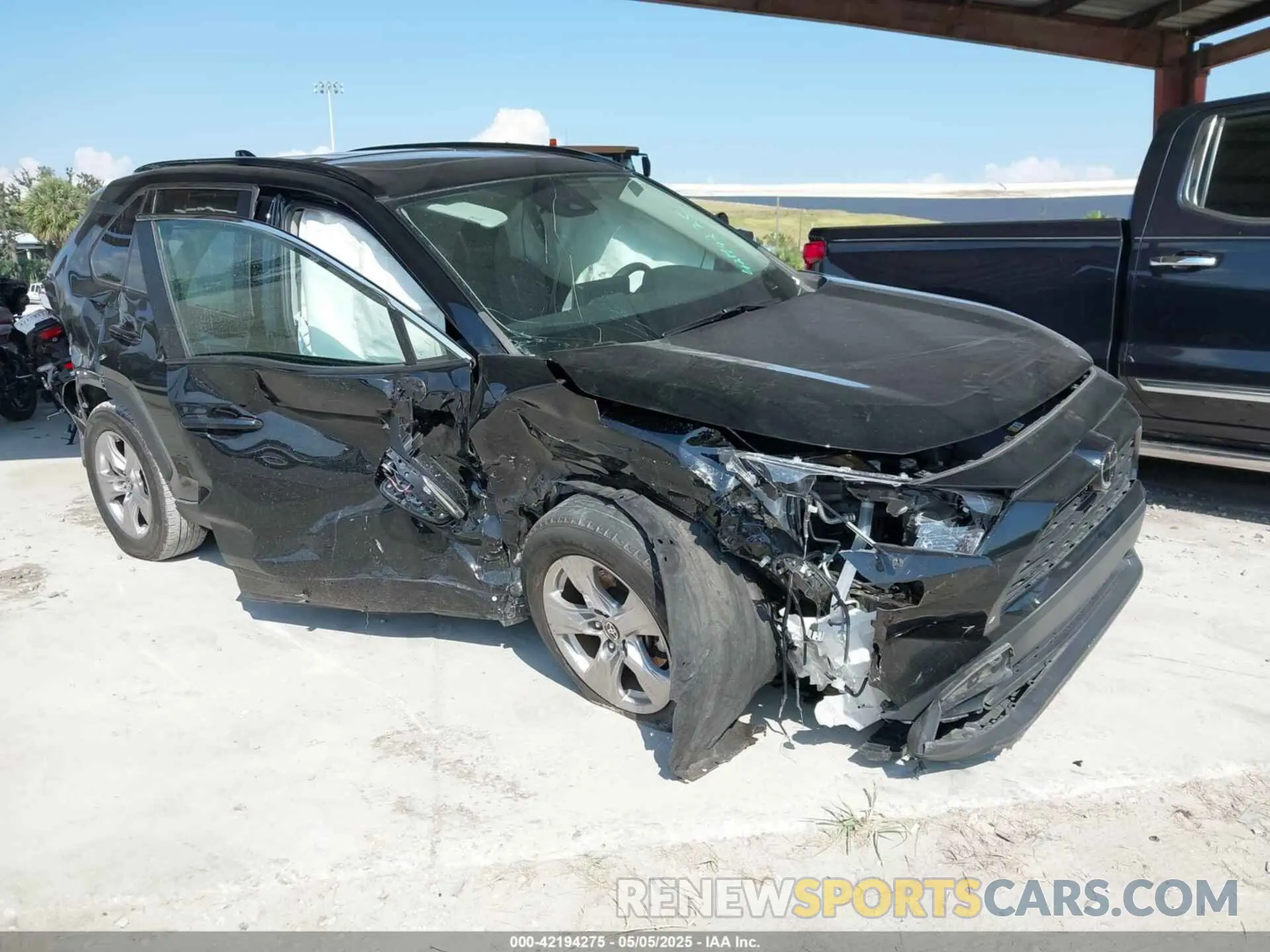 1 Photograph of a damaged car 2T3W1RFVXPW249197 TOYOTA RAV4 2023