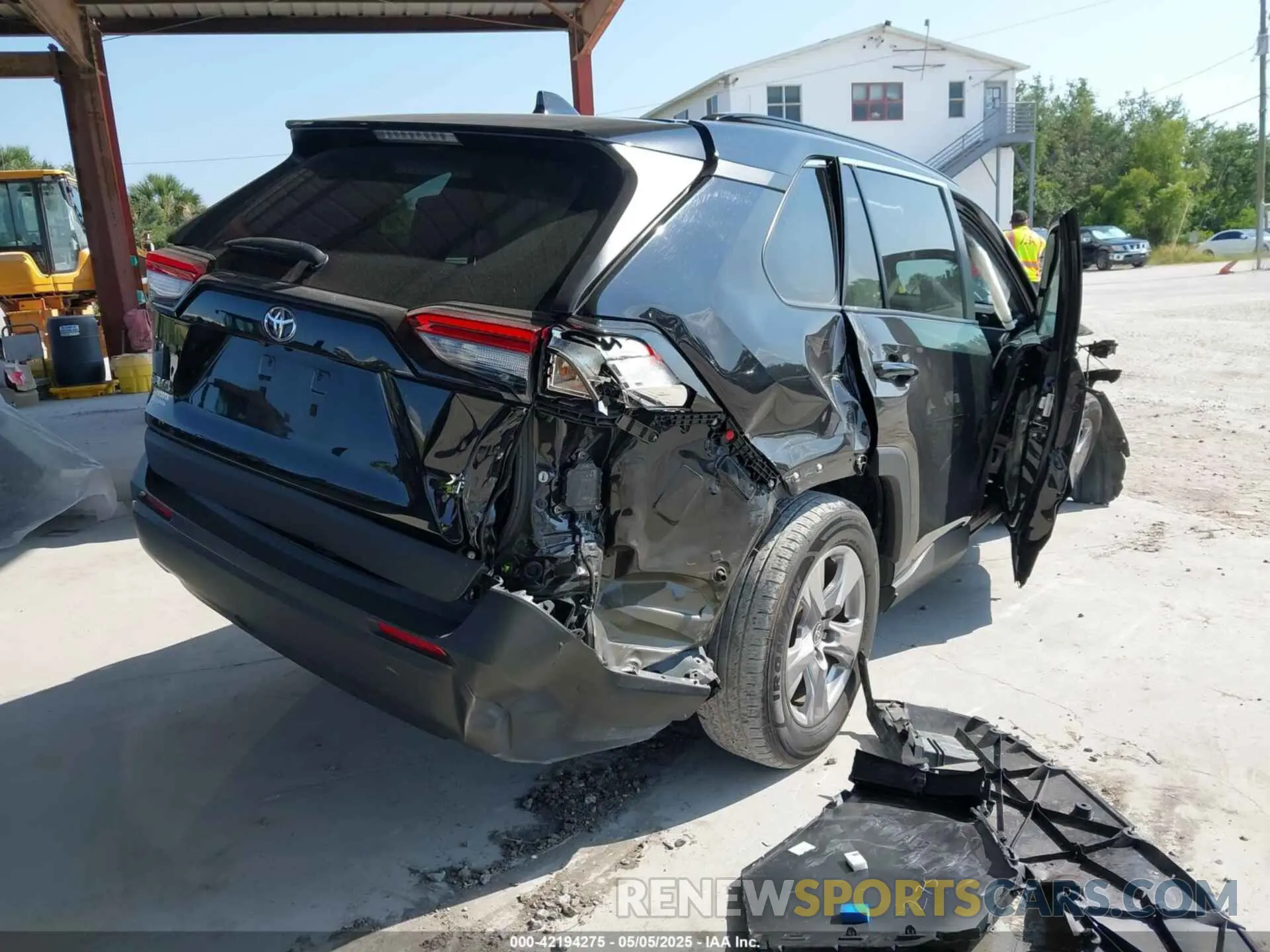 4 Photograph of a damaged car 2T3W1RFVXPW249197 TOYOTA RAV4 2023