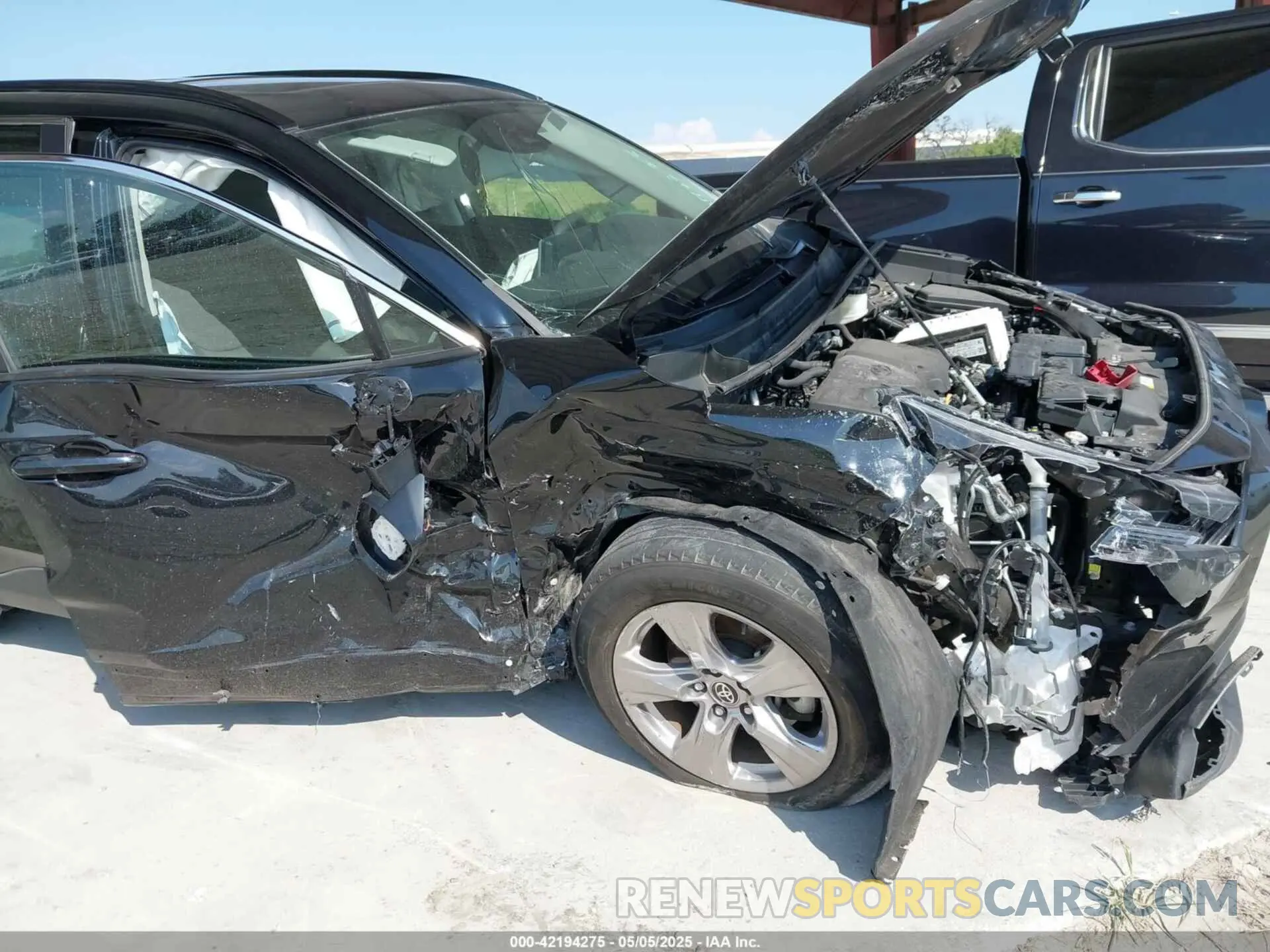 6 Photograph of a damaged car 2T3W1RFVXPW249197 TOYOTA RAV4 2023