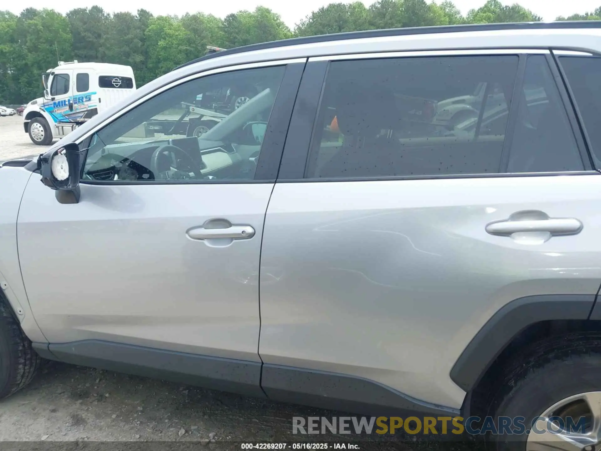 15 Photograph of a damaged car 2T3W1RFVXPW263133 TOYOTA RAV4 2023