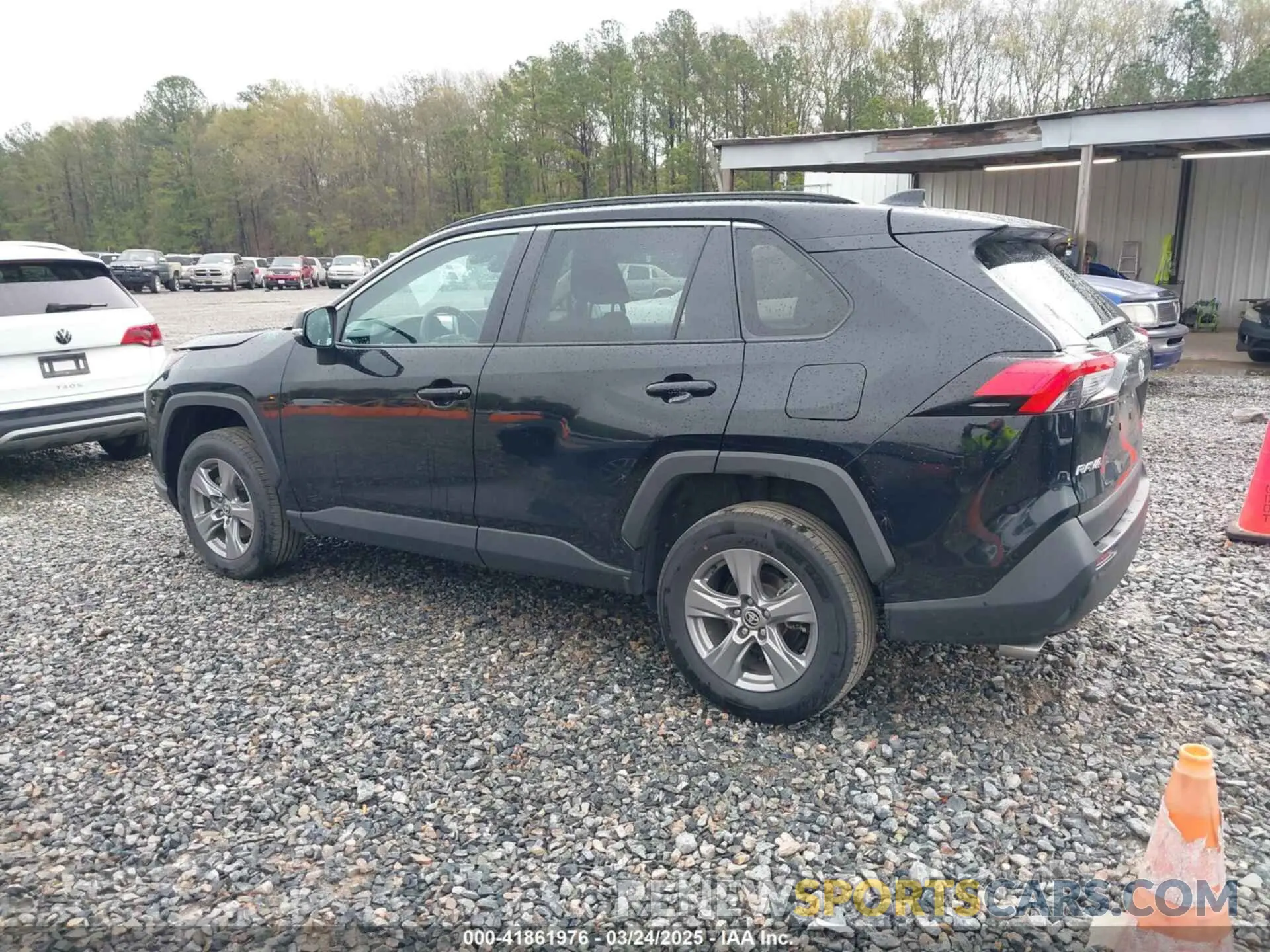 14 Photograph of a damaged car 2T3W1RFVXPW274391 TOYOTA RAV4 2023