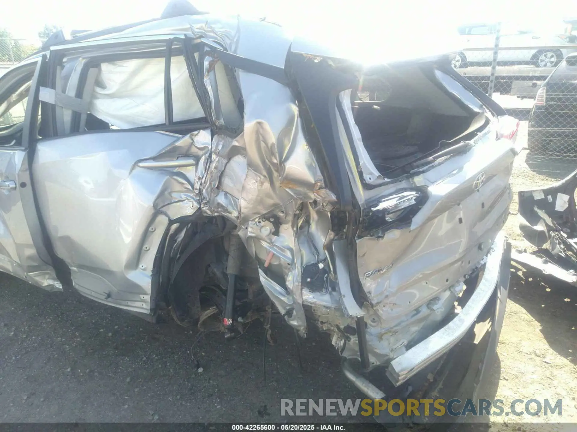 6 Photograph of a damaged car 2T3W1RFVXPW288226 TOYOTA RAV4 2023