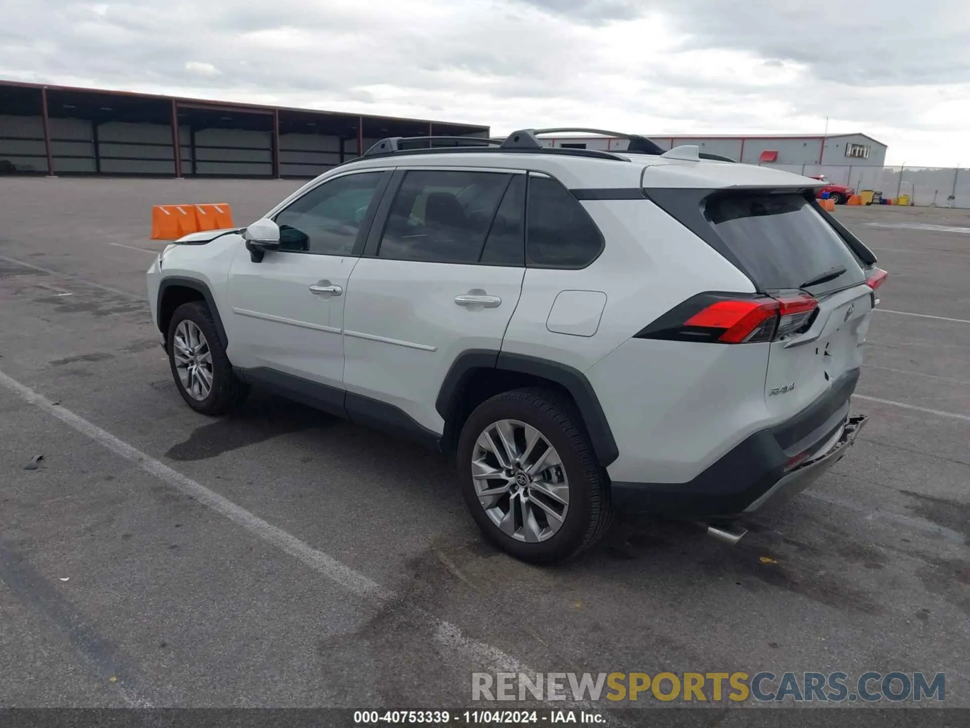 3 Photograph of a damaged car 2T3Y1RFV2PW282882 TOYOTA RAV4 2023