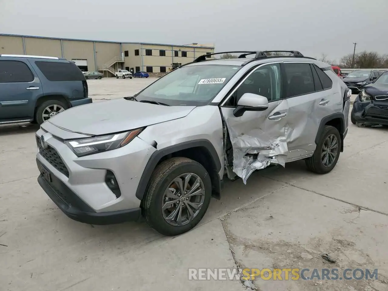 1 Photograph of a damaged car 4T3B6RFV0PU135399 TOYOTA RAV4 2023
