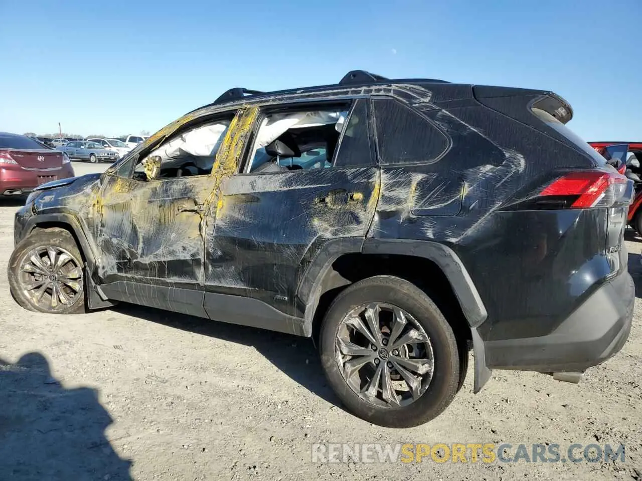 2 Photograph of a damaged car 4T3B6RFV2PU119642 TOYOTA RAV4 2023