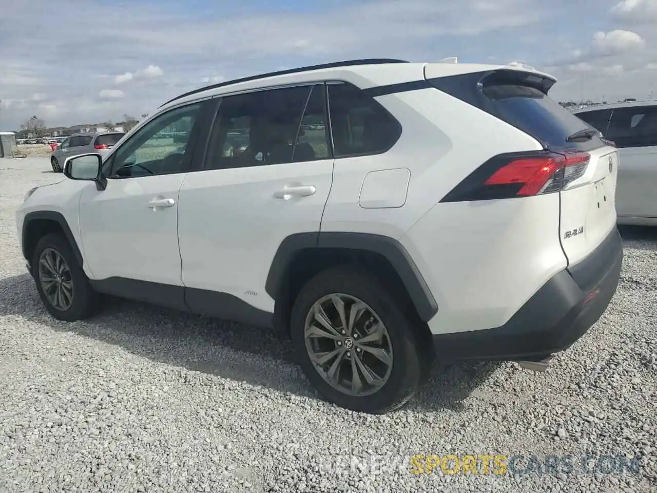 2 Photograph of a damaged car 4T3B6RFV2PU133394 TOYOTA RAV4 2023