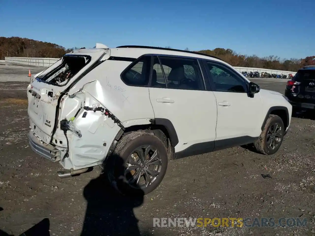 3 Photograph of a damaged car 4T3B6RFV6PU122284 TOYOTA RAV4 2023