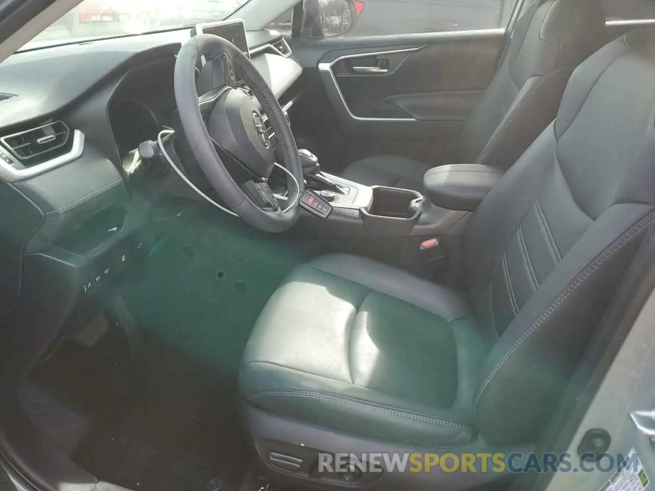 7 Photograph of a damaged car 4T3B6RFV8PU129611 TOYOTA RAV4 2023