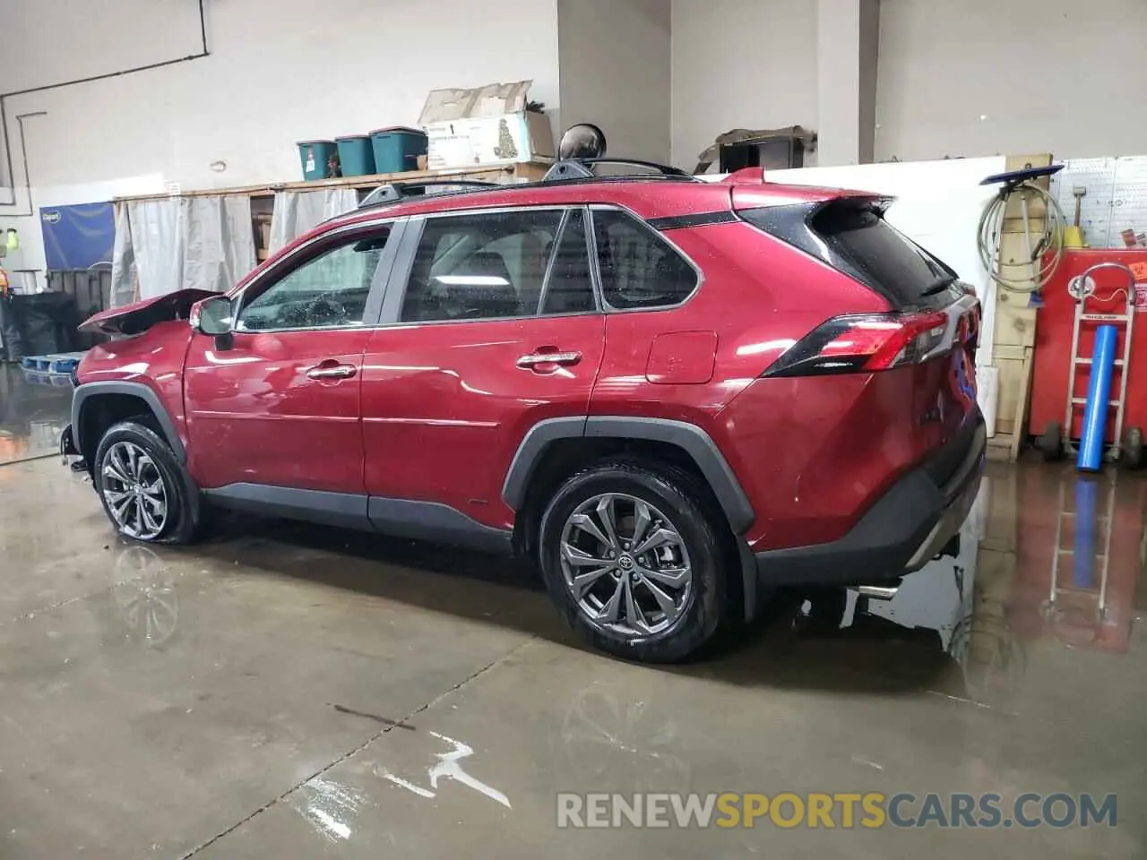 2 Photograph of a damaged car 4T3D6RFV5PU112791 TOYOTA RAV4 2023