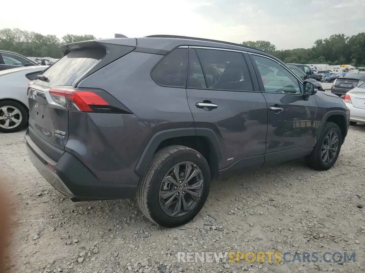 3 Photograph of a damaged car 4T3D6RFV5PU129252 TOYOTA RAV4 2023