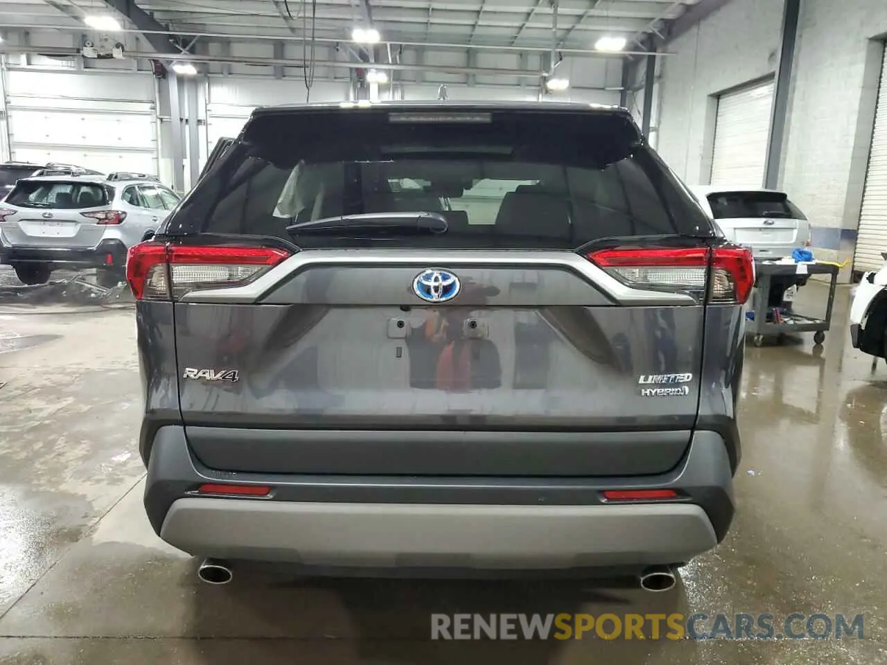 6 Photograph of a damaged car 4T3D6RFV8PU132548 TOYOTA RAV4 2023