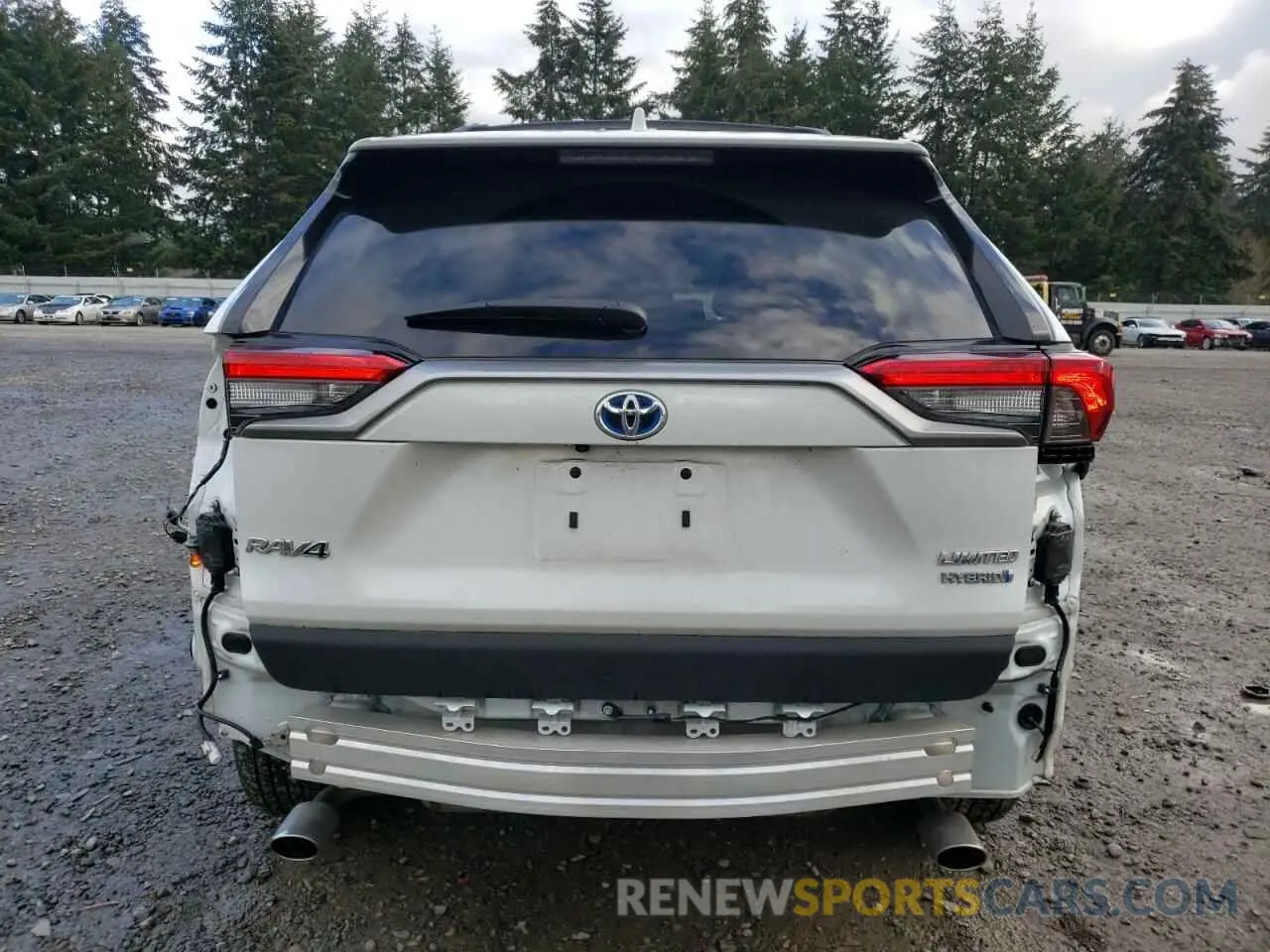 6 Photograph of a damaged car 4T3D6RFVXPU107179 TOYOTA RAV4 2023