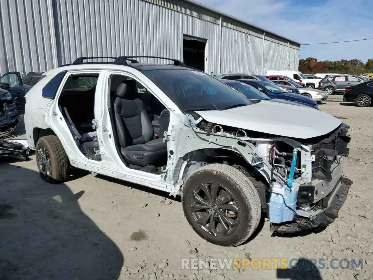 4 Photograph of a damaged car 4T3D6RFVXPU136472 TOYOTA RAV4 2023