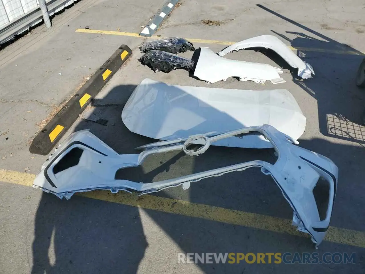 13 Photograph of a damaged car 4T3E6RFV2PU126359 TOYOTA RAV4 2023