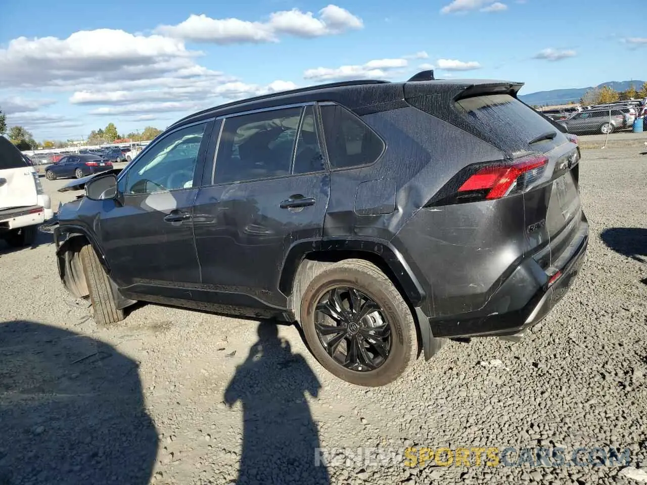 2 Photograph of a damaged car 4T3E6RFV3PU122921 TOYOTA RAV4 2023