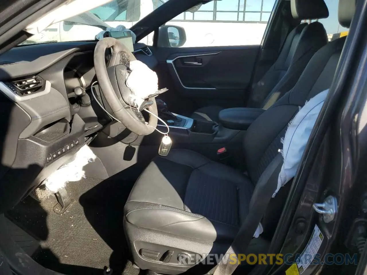 7 Photograph of a damaged car 4T3E6RFV3PU122921 TOYOTA RAV4 2023