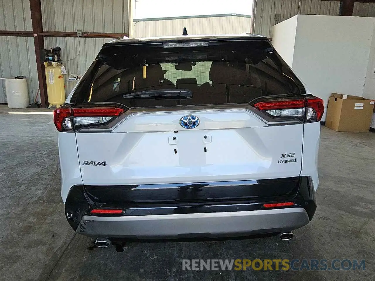 6 Photograph of a damaged car 4T3E6RFV4PU113323 TOYOTA RAV4 2023