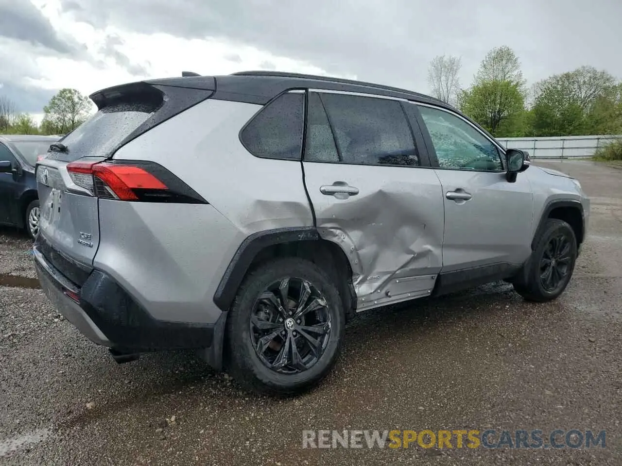 3 Photograph of a damaged car 4T3E6RFV5PU110138 TOYOTA RAV4 2023