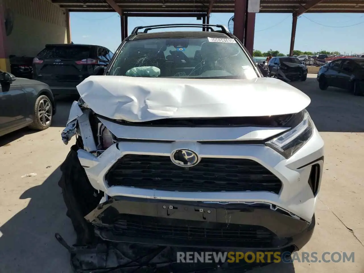 5 Photograph of a damaged car 4T3E6RFV6PU109046 TOYOTA RAV4 2023