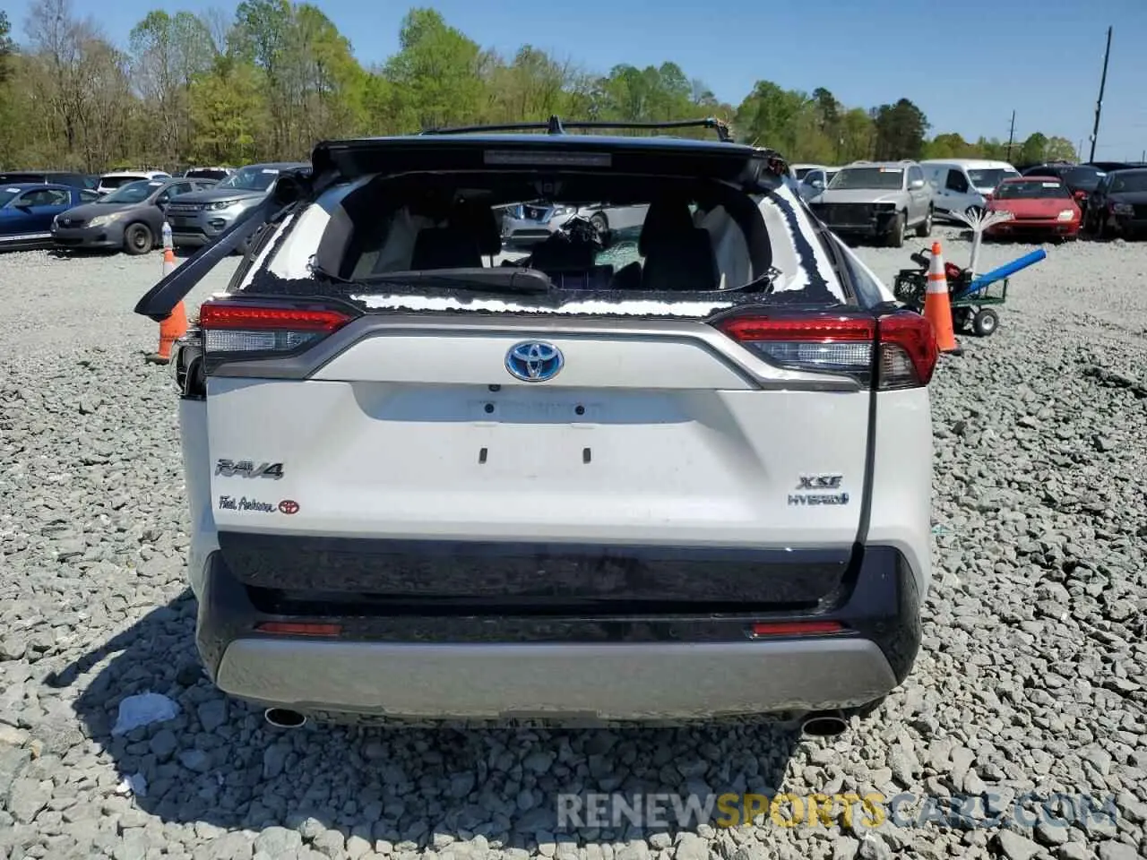6 Photograph of a damaged car 4T3E6RFV7PU114143 TOYOTA RAV4 2023