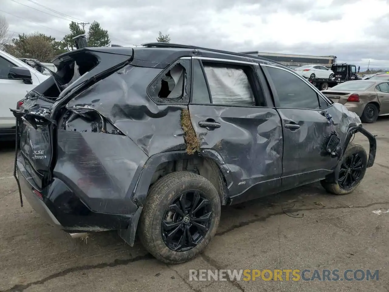 3 Photograph of a damaged car 4T3E6RFV8PU126866 TOYOTA RAV4 2023