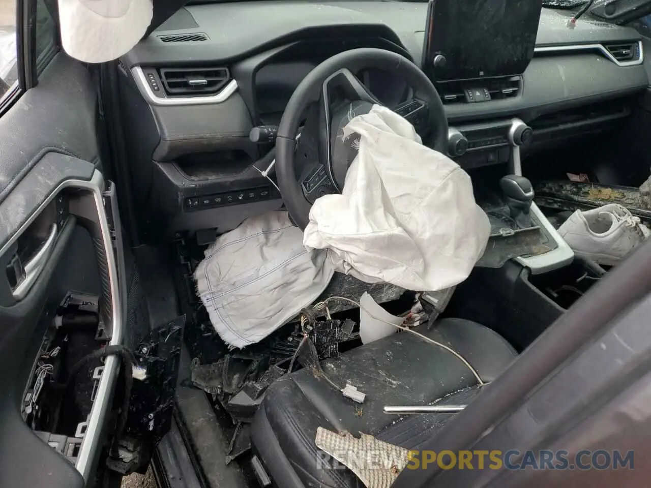 8 Photograph of a damaged car 4T3E6RFV8PU126866 TOYOTA RAV4 2023