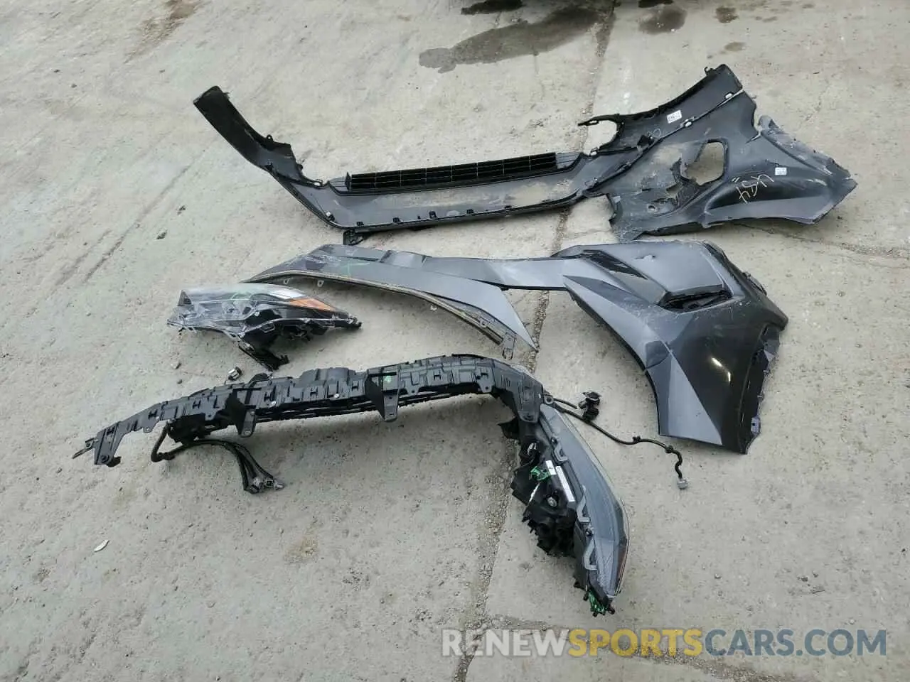 13 Photograph of a damaged car 4T3E6RFV9PU135298 TOYOTA RAV4 2023