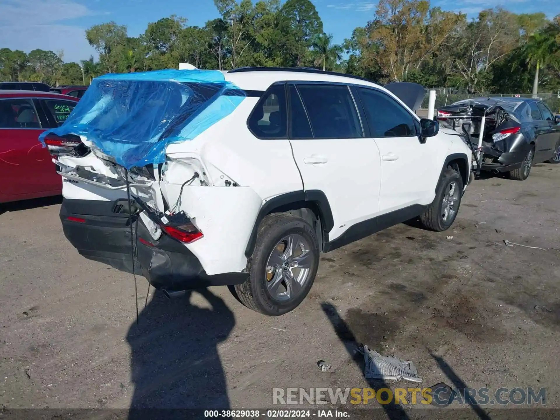 4 Photograph of a damaged car 4T3LWRFV2PU105776 TOYOTA RAV4 2023