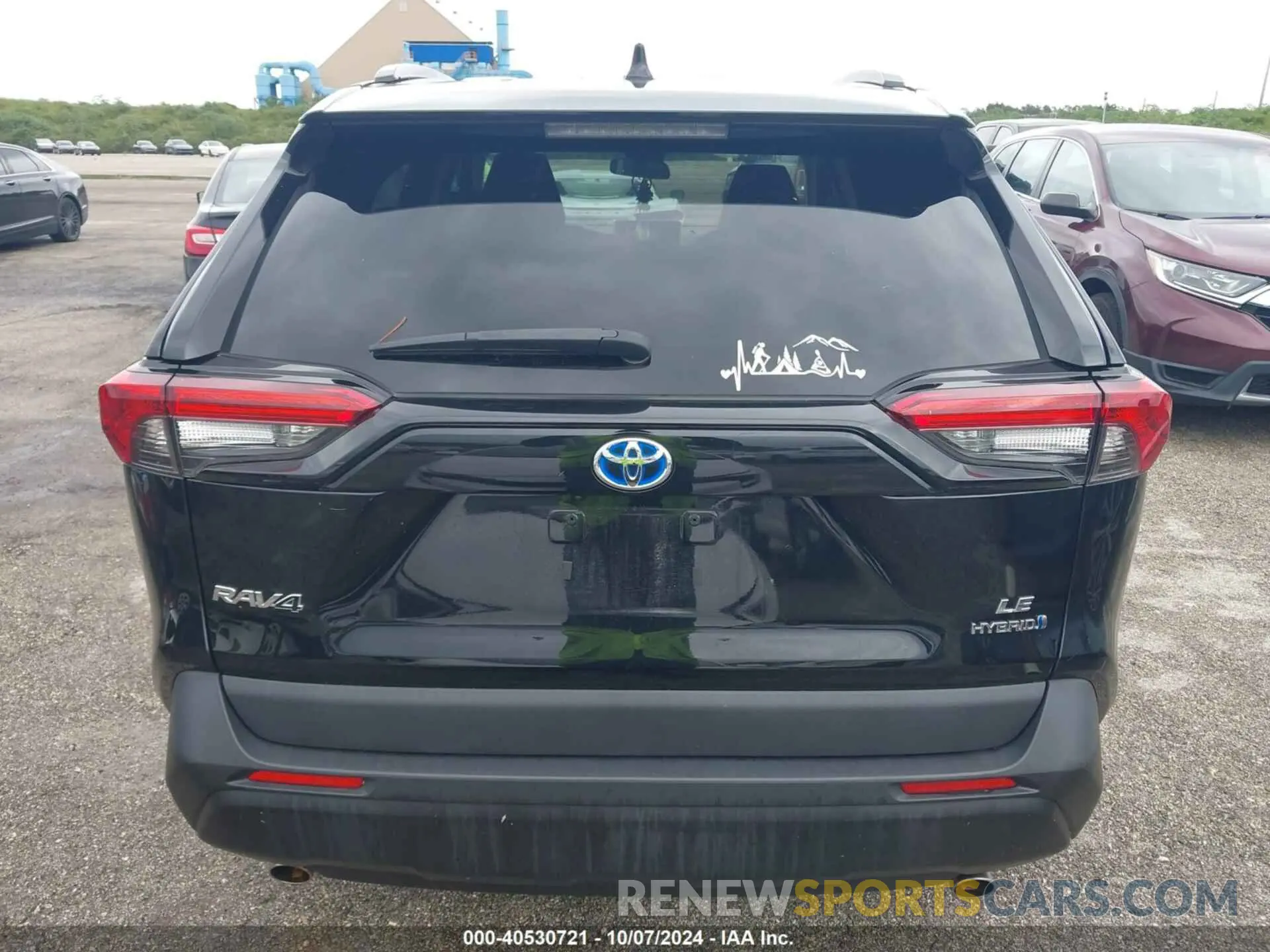 16 Photograph of a damaged car 4T3LWRFV4PU095705 TOYOTA RAV4 2023