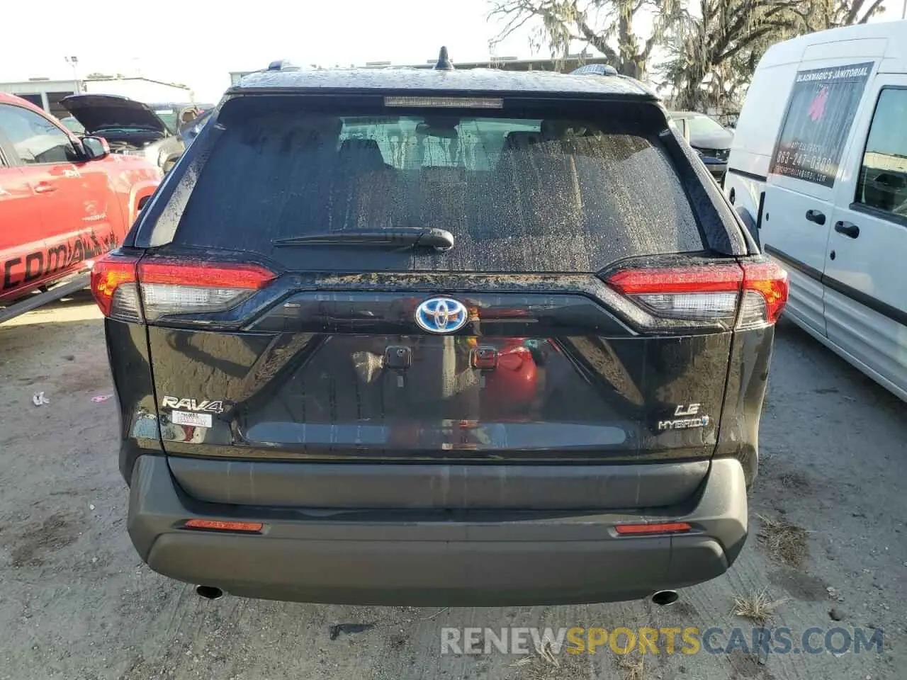 6 Photograph of a damaged car 4T3LWRFV9PU092945 TOYOTA RAV4 2023