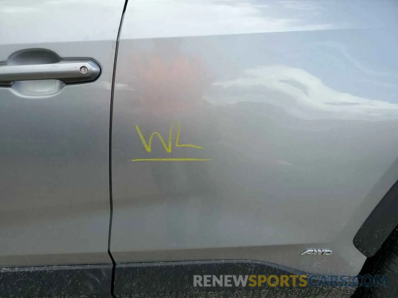 13 Photograph of a damaged car 4T3MWRFV2PU109461 TOYOTA RAV4 2023