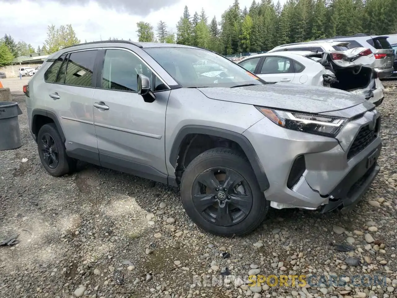4 Photograph of a damaged car 4T3MWRFV3PU091097 TOYOTA RAV4 2023
