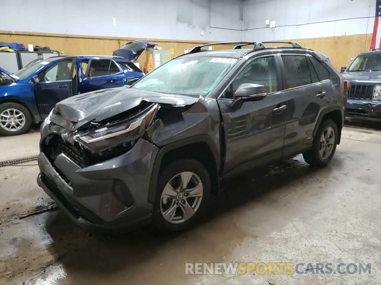 1 Photograph of a damaged car 4T3RWRFV0PU107357 TOYOTA RAV4 2023