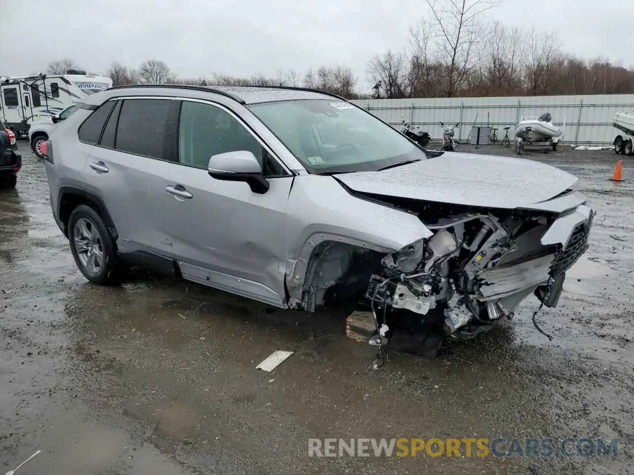 4 Photograph of a damaged car 4T3RWRFV1PU095445 TOYOTA RAV4 2023