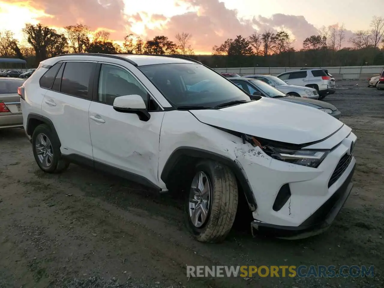 4 Photograph of a damaged car 4T3RWRFV2PU102404 TOYOTA RAV4 2023