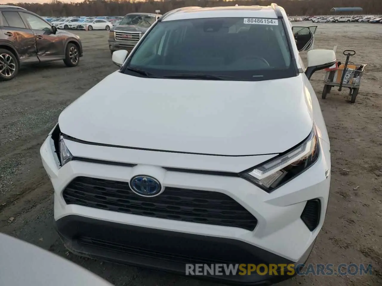 5 Photograph of a damaged car 4T3RWRFV2PU102404 TOYOTA RAV4 2023