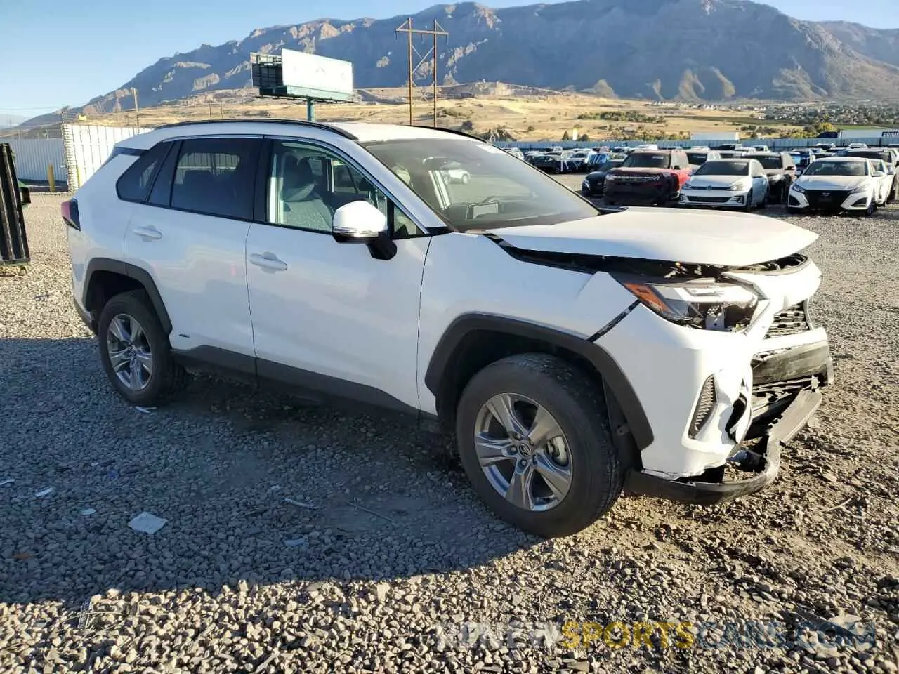 4 Photograph of a damaged car 4T3RWRFV4PU092734 TOYOTA RAV4 2023