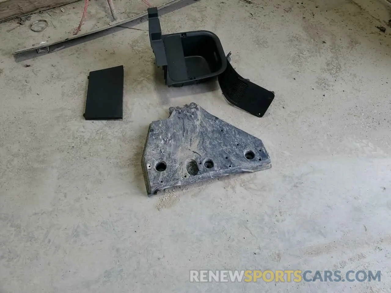 13 Photograph of a damaged car 4T3RWRFV6PU091374 TOYOTA RAV4 2023