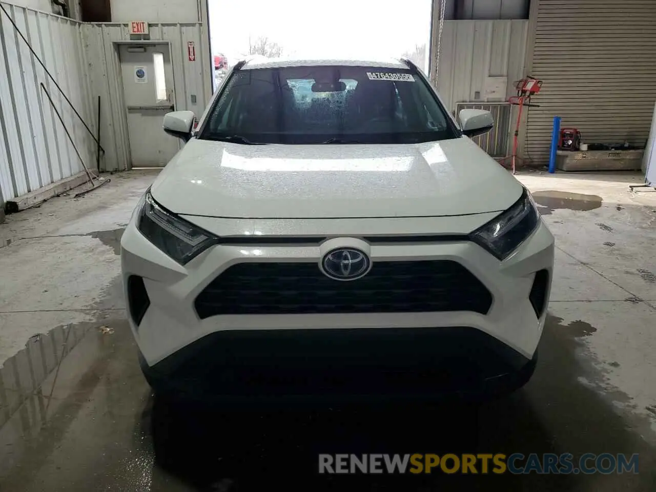 5 Photograph of a damaged car 4T3RWRFV6PU091374 TOYOTA RAV4 2023