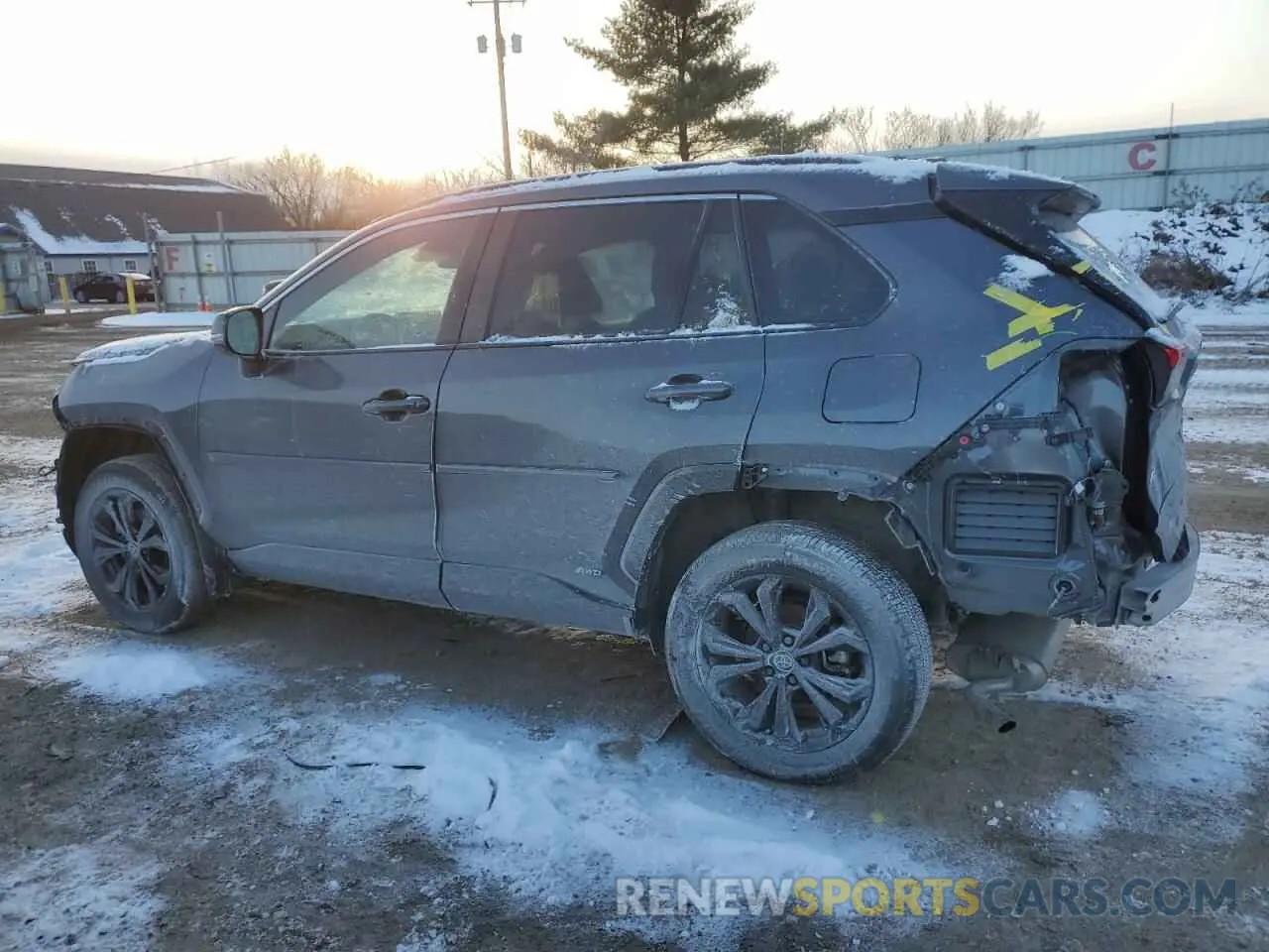 2 Photograph of a damaged car 4T3T6RFV2PU132640 TOYOTA RAV4 2023