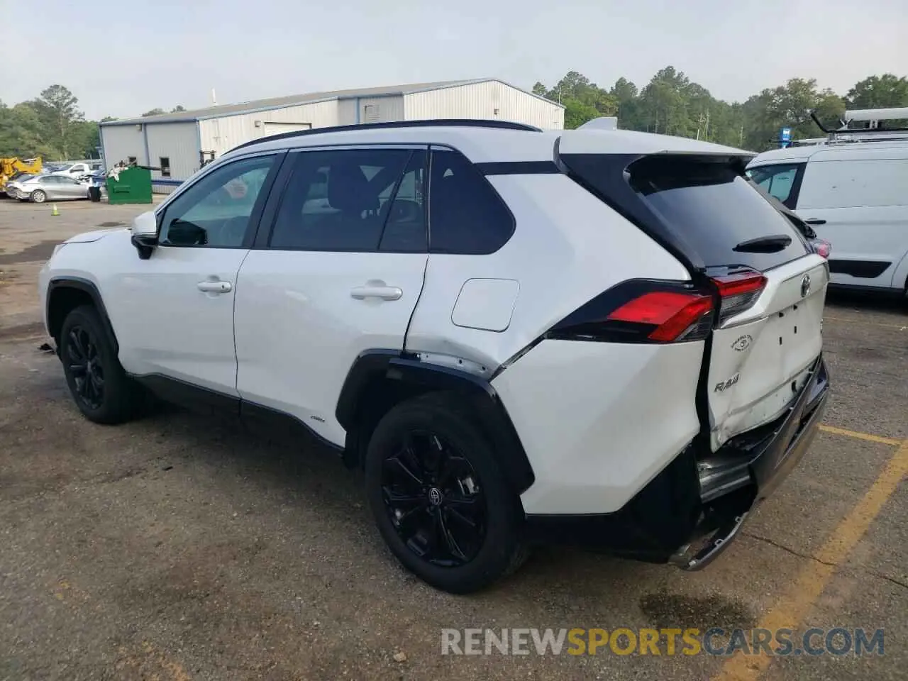 2 Photograph of a damaged car 4T3T6RFV5PU113127 TOYOTA RAV4 2023