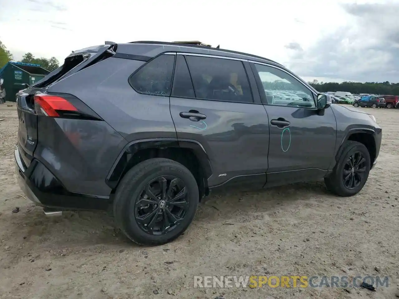 3 Photograph of a damaged car 4T3T6RFVXPU132837 TOYOTA RAV4 2023