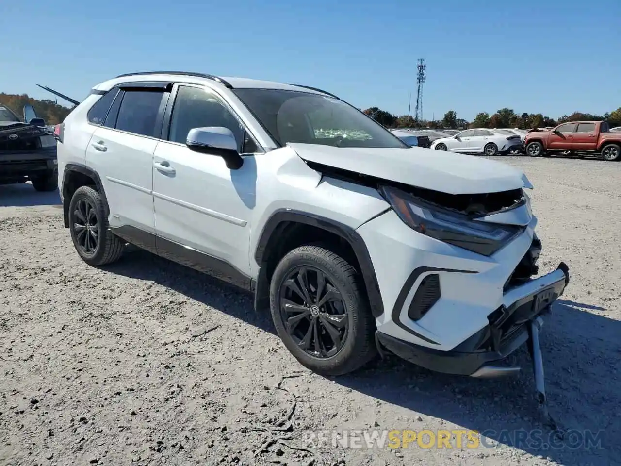 4 Photograph of a damaged car JTM16RFV5PJ025748 TOYOTA RAV4 2023