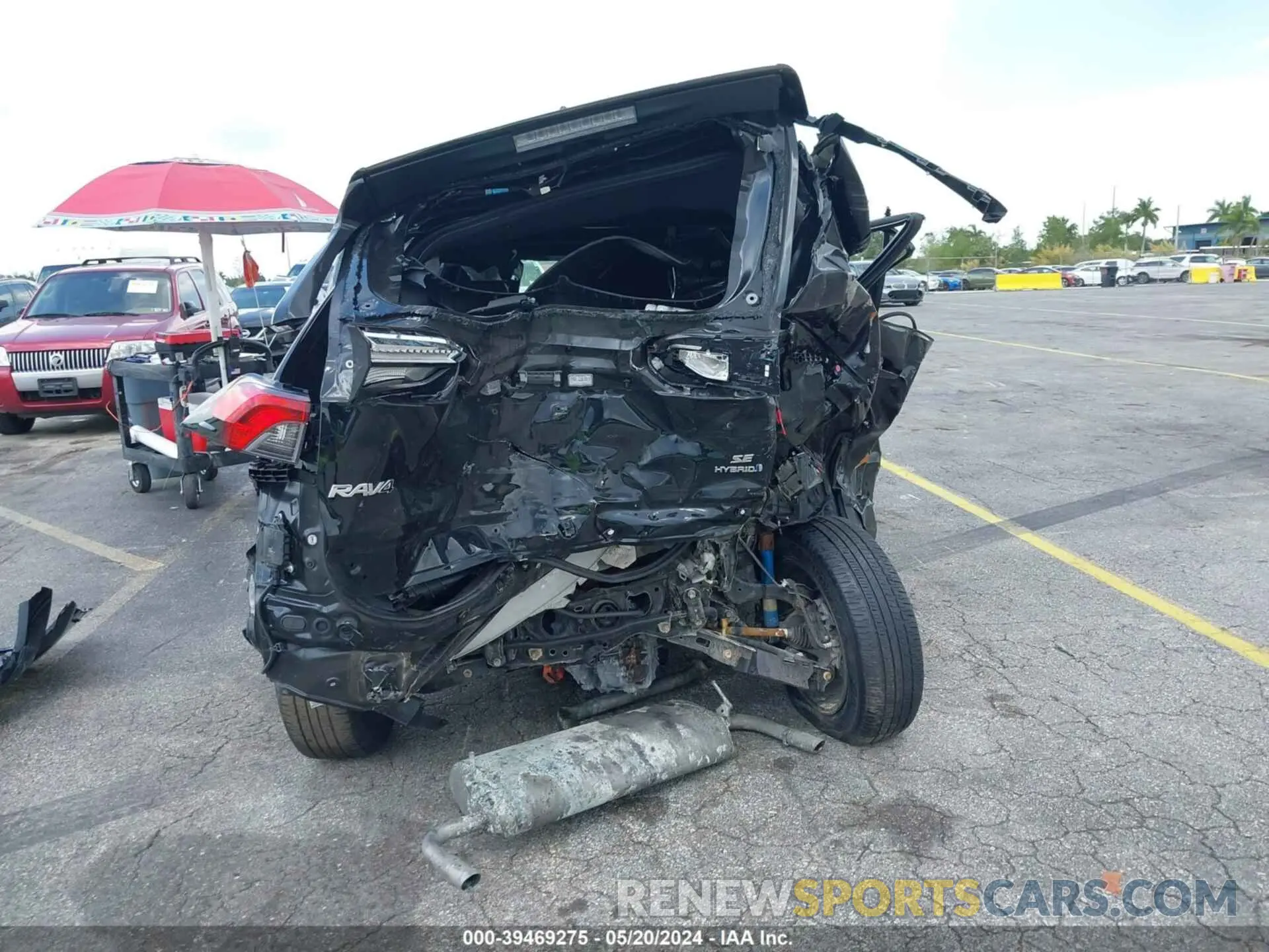 17 Photograph of a damaged car JTM16RFV8PD087174 TOYOTA RAV4 2023
